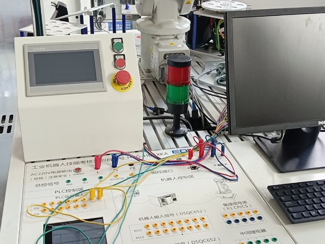 江西前沿职业技术学校机电技术应用面向瑞金招无不良嗜好学生 欢迎来电 赣州市前沿职业技术学校供应