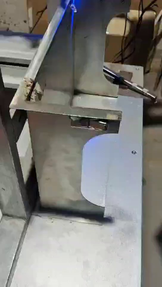 重庆管材相贯线激光焊接机公司,激光焊接机