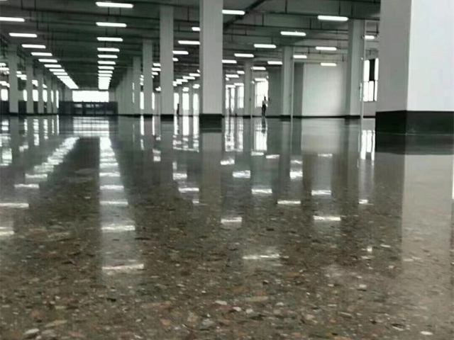 浙江五金廠磨石地坪施工方法 上海琥石建材供應(yīng)