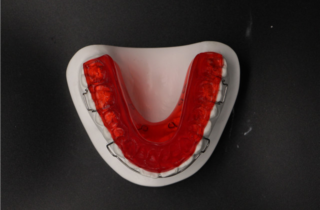 深圳儿童牙齿矫正器如何佩戴 深圳市深创义齿技术供应