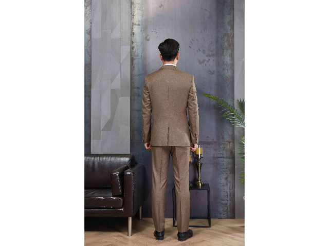 上海职业男士西装设计