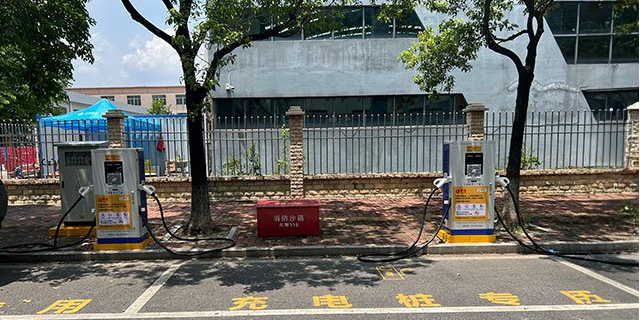 广西水性充电站 贴心服务 深圳市皇驰科技供应