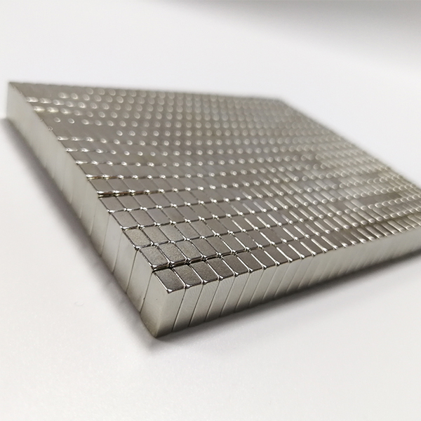 磁性連接頭圓形沉孔磁鐵售價 深圳市星創(chuàng)磁業(yè)供應(yīng);