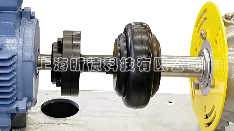 郑州矿山机械蛇形弹簧大扭矩联轴器厂家直销,联轴器