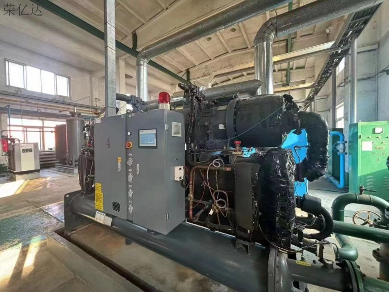 山东风冷式螺杆冷水机 欢迎来电 江苏荣亿达温控科技供应