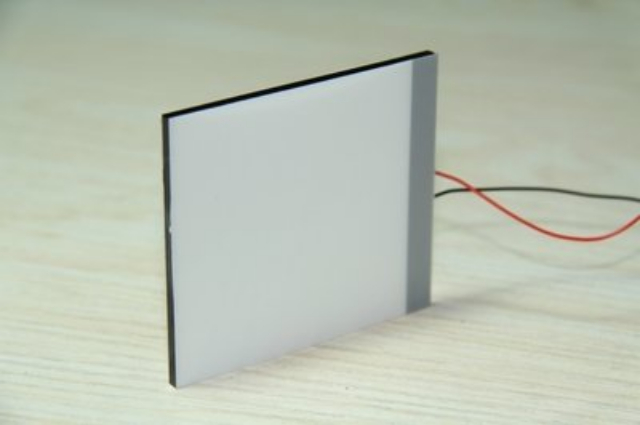 重庆薄形LED背光源市场价 诚信为本 深圳市驰祥科技供应