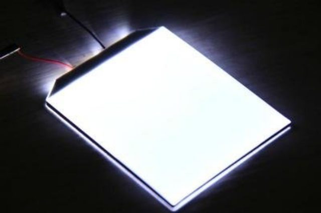 中山侧入式LED背光源订购 欢迎来电 深圳市驰祥科技供应