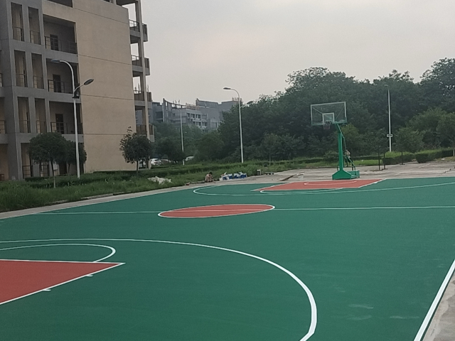 四川赛场丙烯酸球场翻新 广东双赢体育设施供应