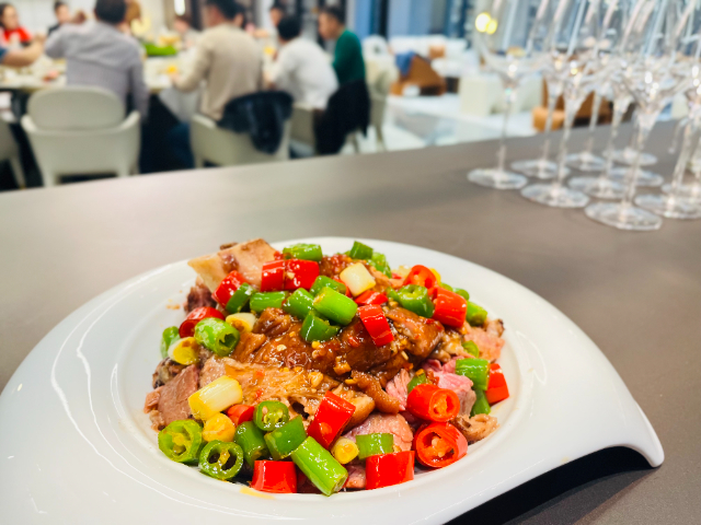 酒店宴会招待服务哪里有 欢迎来电 成都凯号餐饮管理供应