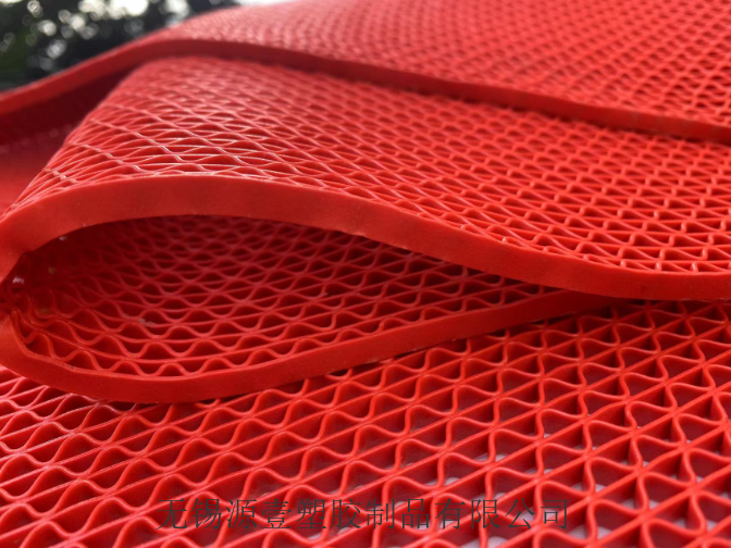 贵州游乐场防滑垫S型PVC镂空地垫安装