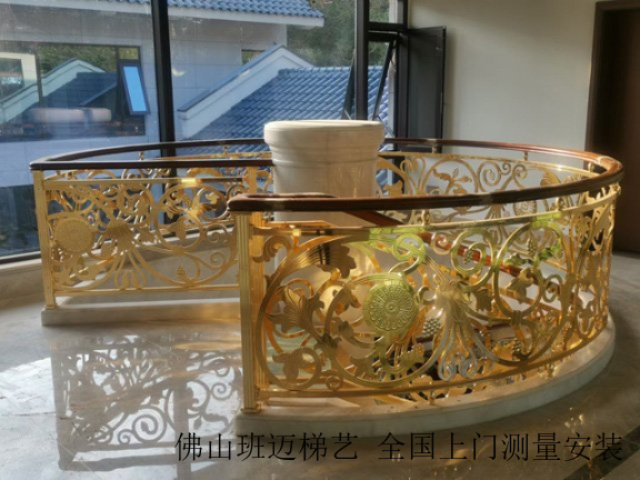 重庆酒店铜楼梯设计,铜楼梯
