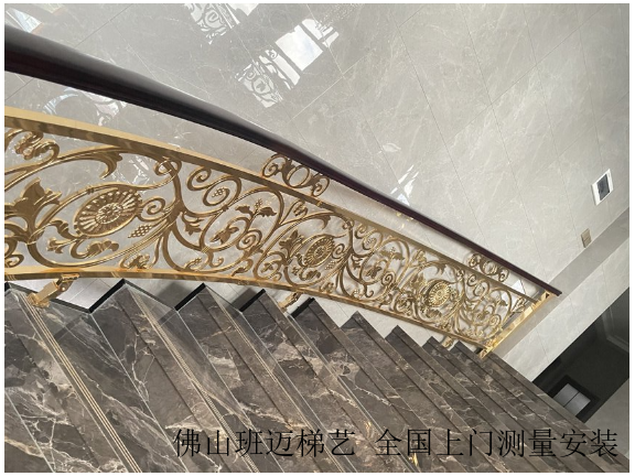 新疆铜板雕刻铜楼梯扶手图片,铜楼梯