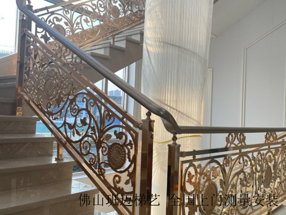 贵州镀铜铜楼梯图片,铜楼梯