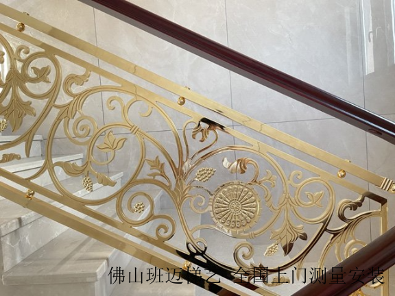 广西铜艺雕刻铜楼梯护栏,铜楼梯