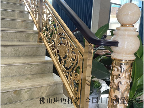 宁夏玫瑰金铜楼梯效果图,铜楼梯