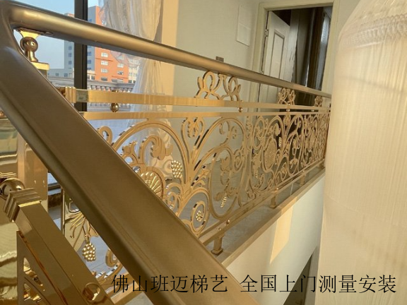 广西弧形铜楼梯设计 佛山市禅城区班迈五金制品供应