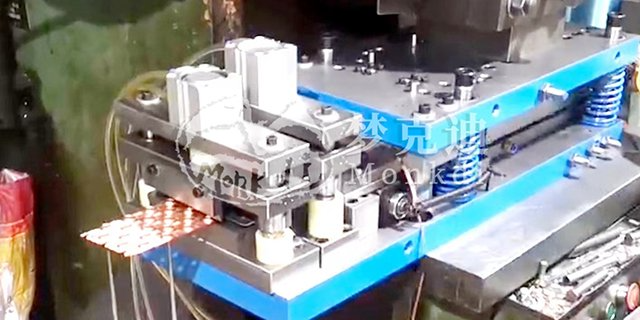 DF7型机车散热器单节定制 淄博梦克迪智能工程供应