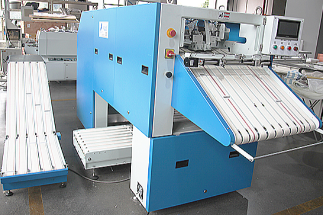 上海气刀混合高速折叠机工作原理 上海威士机械供应