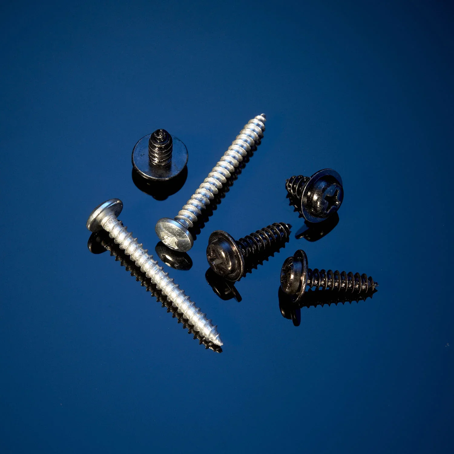 Round Head Tapping Screws