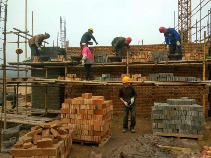 上海全新建筑装修二级资质带安许转让吸收合并批发价格