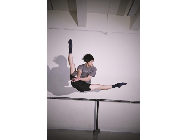 廣州中國(guó)當(dāng)代舞基本功集訓(xùn)報(bào)名 廣州史萊克培訓(xùn)教育供應(yīng)