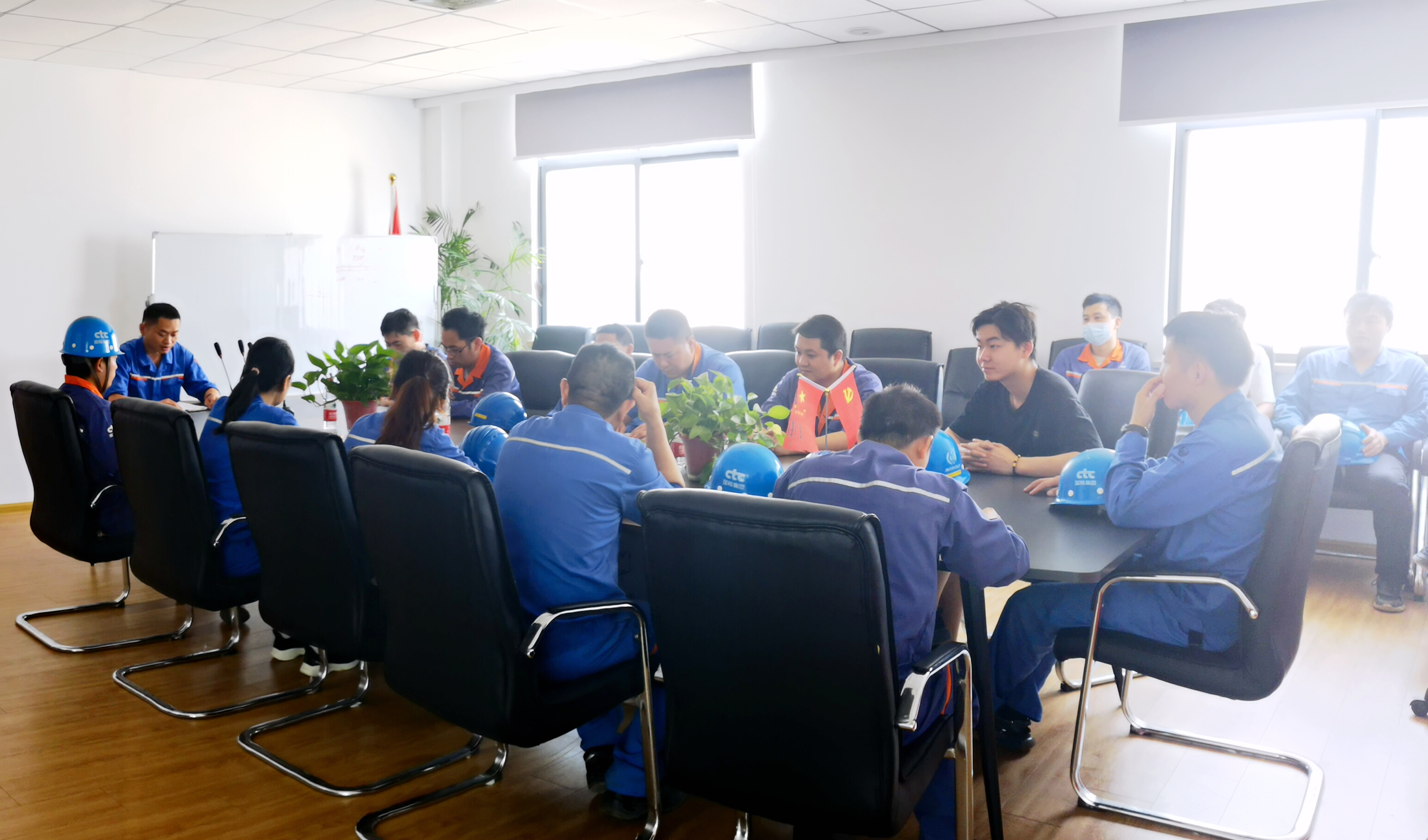 国检利发国际app安徽公司一直刷新，开创高效生产与员工激情并蓄的新时代