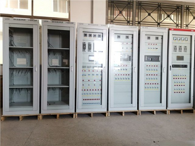 集中应急照明装置箱电池 深圳市五三通电子科技供应;