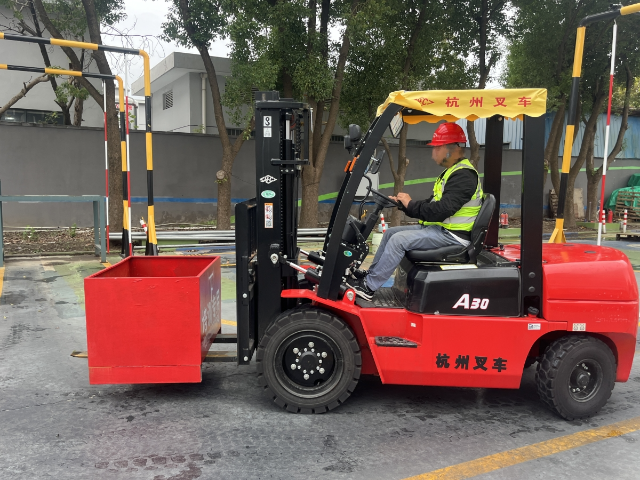 上海叉车培训考证 上海偲旻特种设备技术供应