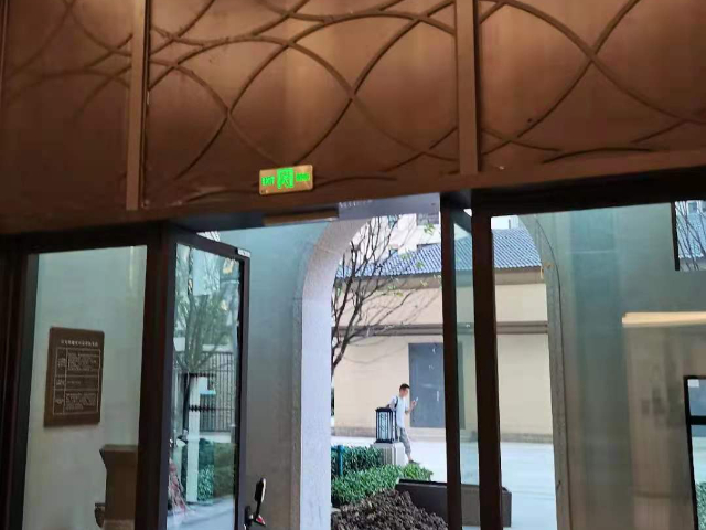 上海哪里有单元门价格 上海崮曼门业供应