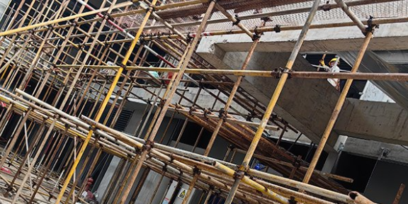 南京专业钢管脚手架价钱 南京久稳脚手架工程供应