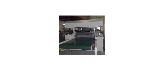 江蘇PVC地板上膠機 歡迎來電 東莞市久驥熱熔膠噴涂科技供應;