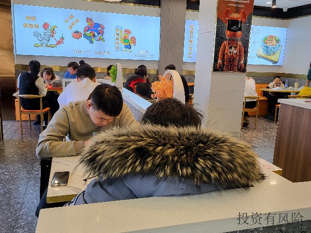 洮北区餐饮加盟电话 白城市石锅遇上鸡快餐供应
