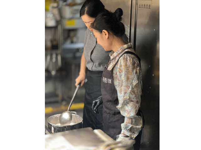 揭阳石磨肠粉店培训加盟 欢迎咨询 广州快咪餐饮管理供应