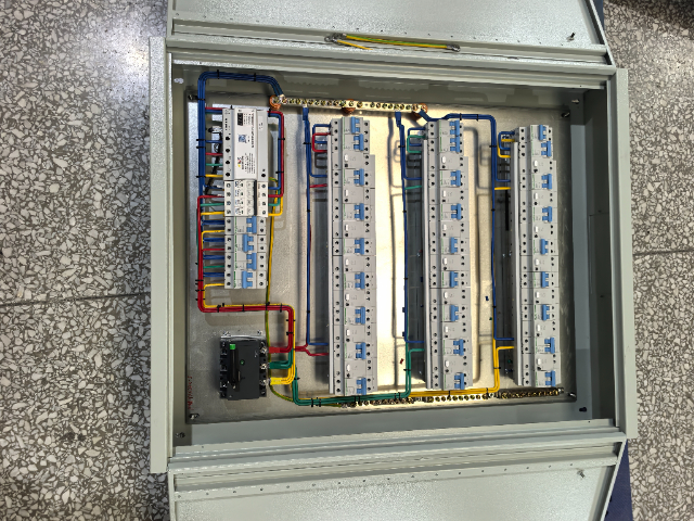四川落地式配電箱維修 歡迎咨詢 四川現代電器成套供應