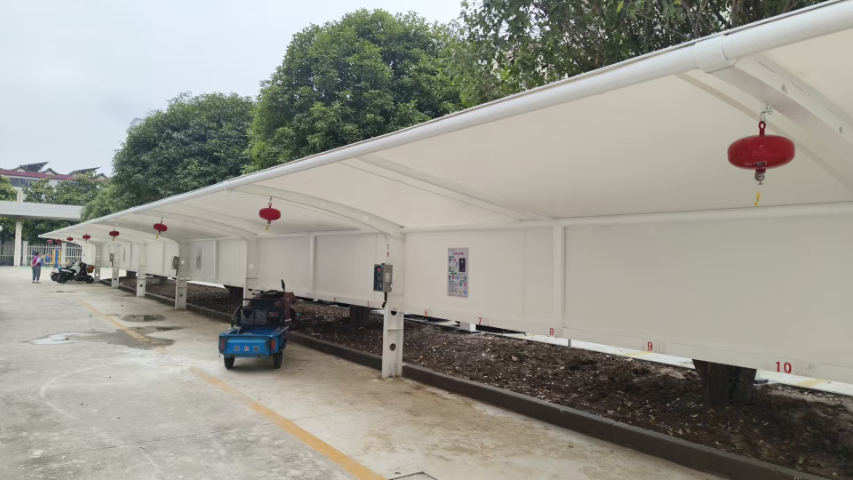無錫酒店停車棚公司 充電樁 無錫天誠智能充電設(shè)備供應(yīng)