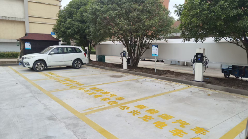 惠山區(qū)小區(qū)電瓶車充電站生產(chǎn)廠家 上門服務(wù) 無錫天誠智能充電設(shè)備供應(yīng)