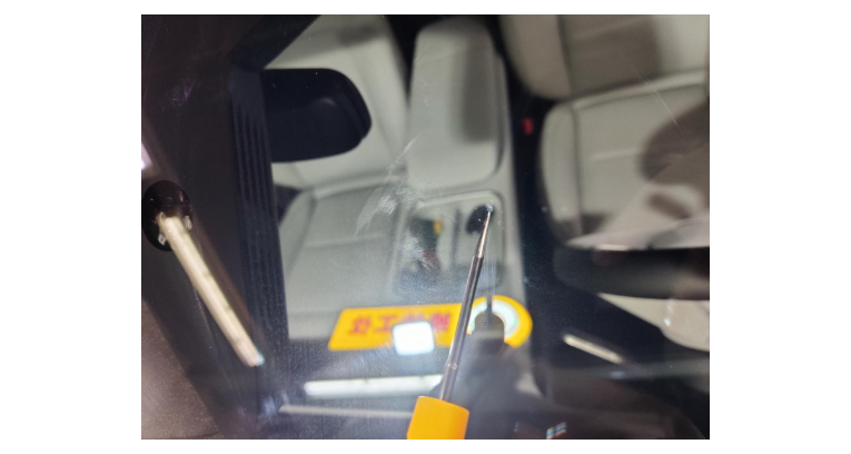 苏州汽车前挡风玻璃修补 欢迎来电 上海车功坊智能供应
