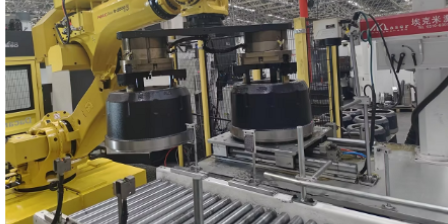 重庆工业机器人生产线案例,机器人生产线