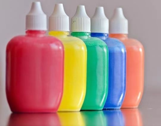 UV膠行業(yè)新突破：技術(shù)創(chuàng)新帶領(lǐng)綠色未來(lái)