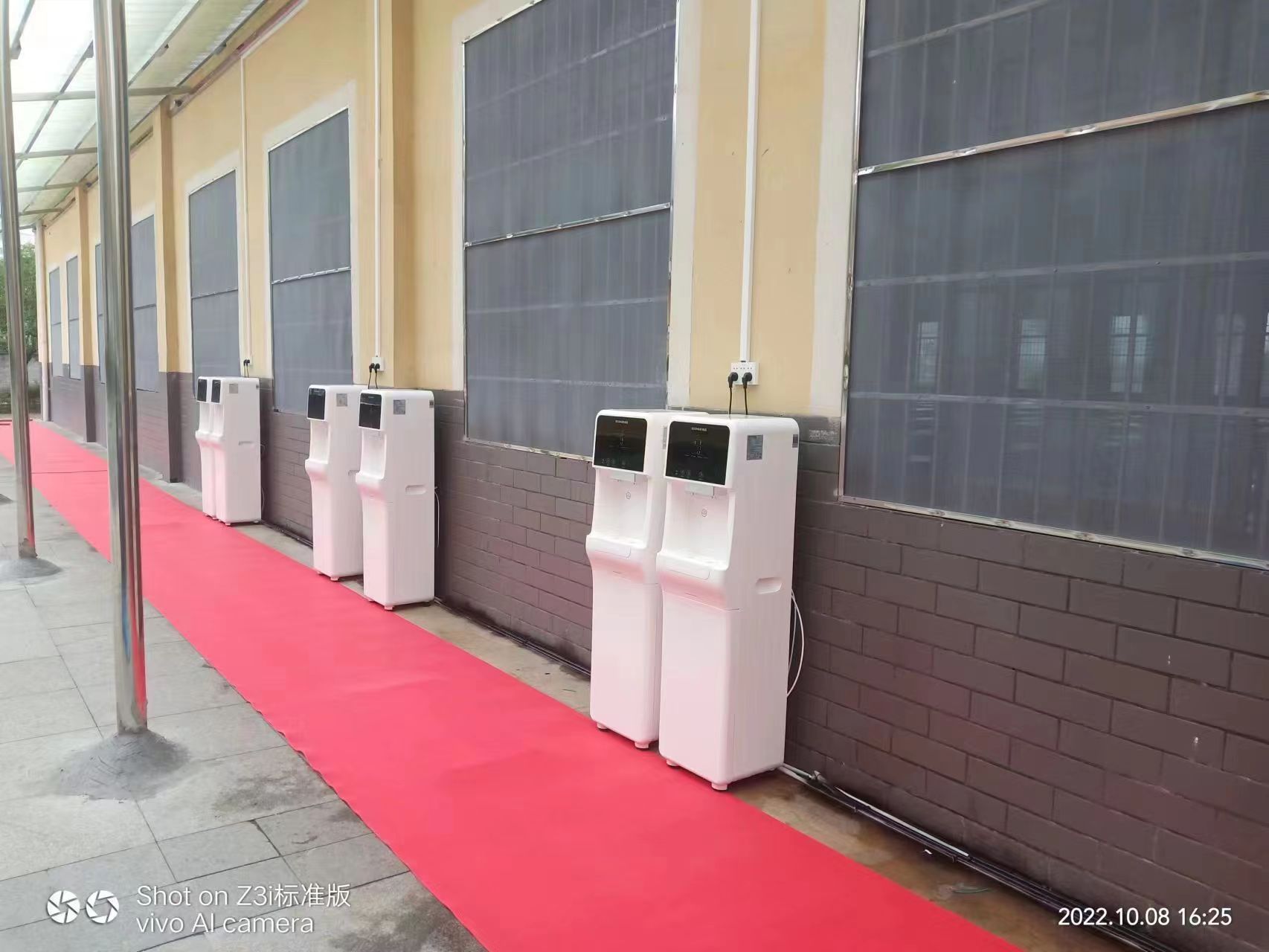 怡浩净水助力学校安装直饮水机：提升生活质量，保障学生健康
