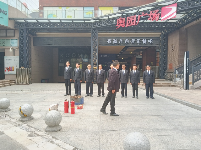 佛山住宅區(qū)物業(yè)管理勞務(wù)派遣 廣東華創(chuàng)保安服務(wù)供應(yīng)