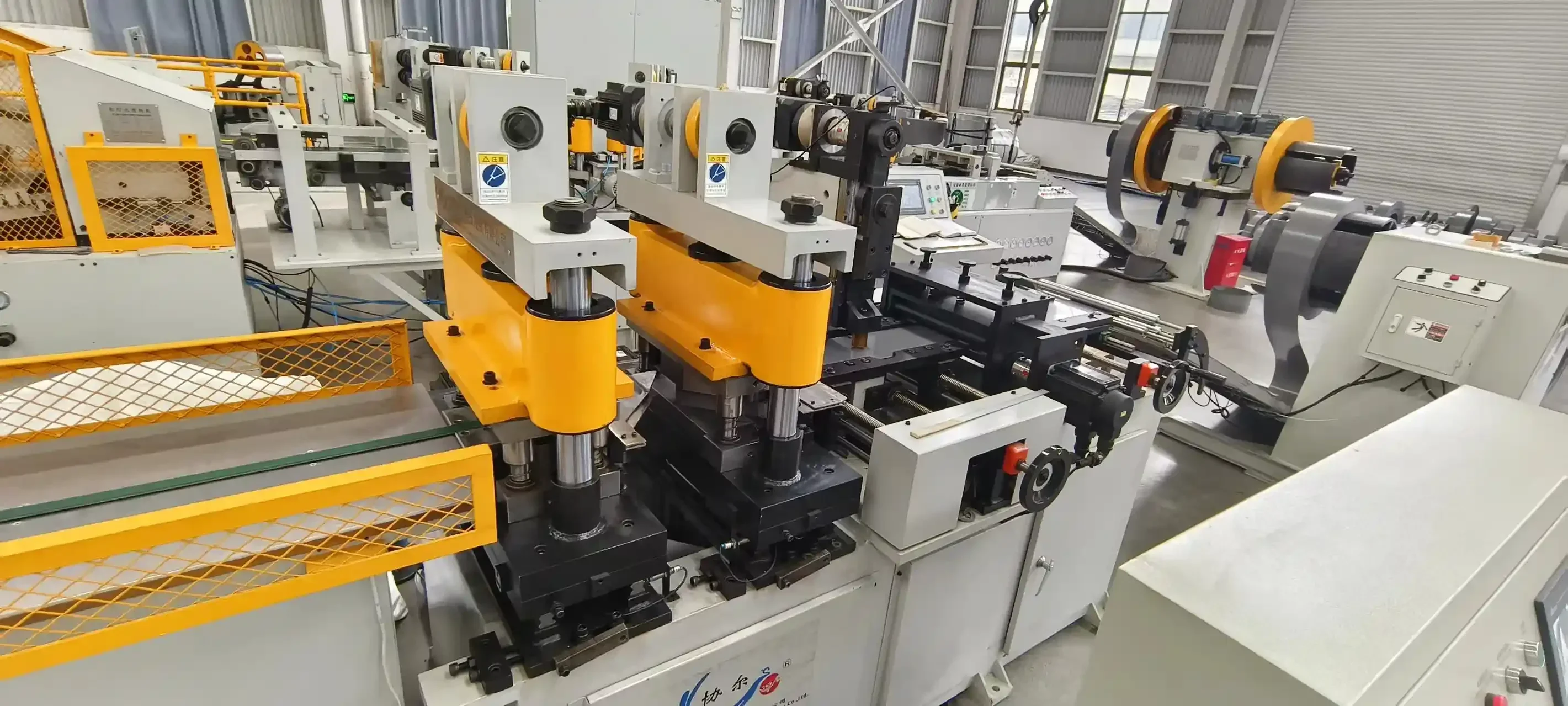 Transformer core column sheet cross-cutting line