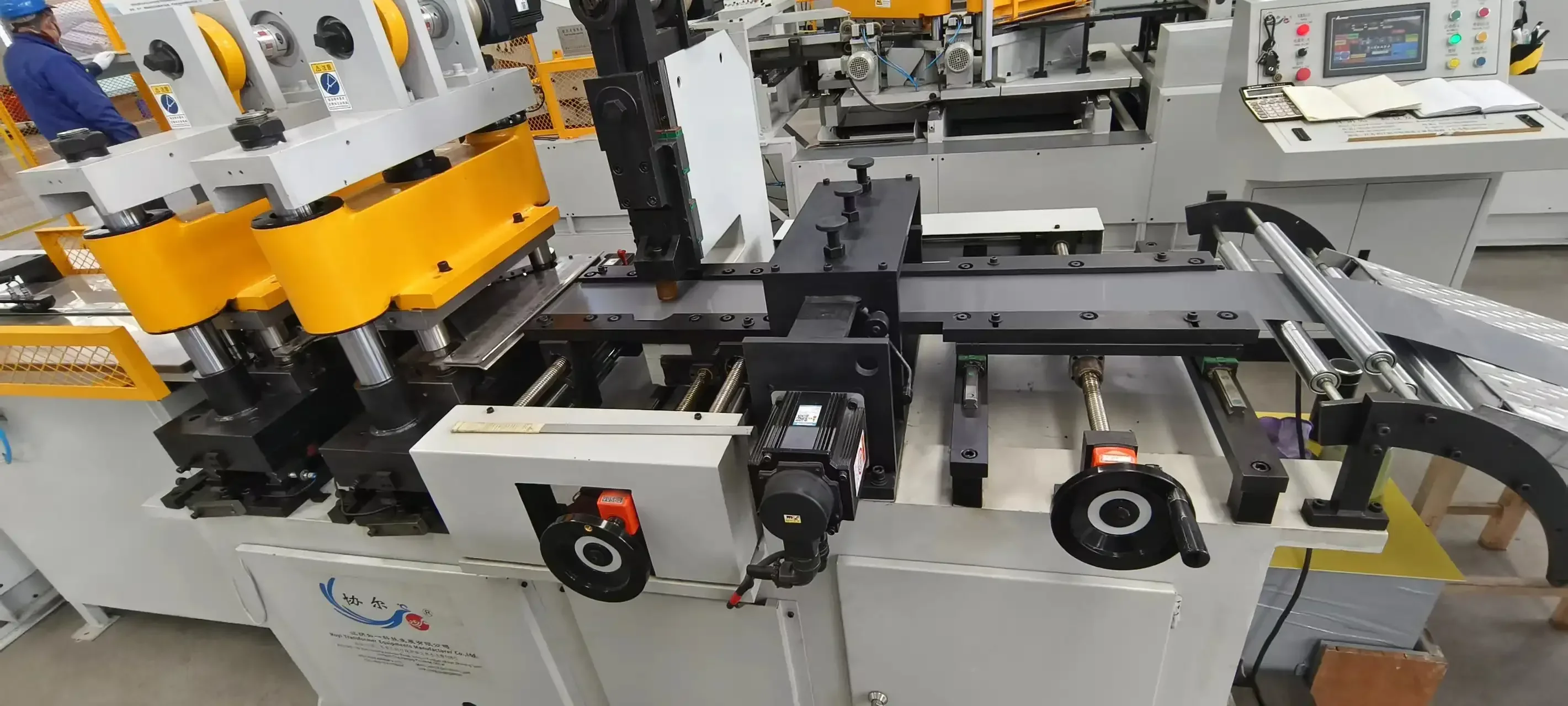 Transformer core column sheet cross-cutting line