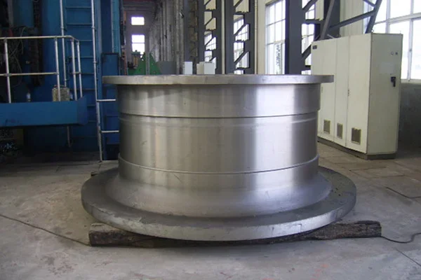 Ball mill hollow shaft