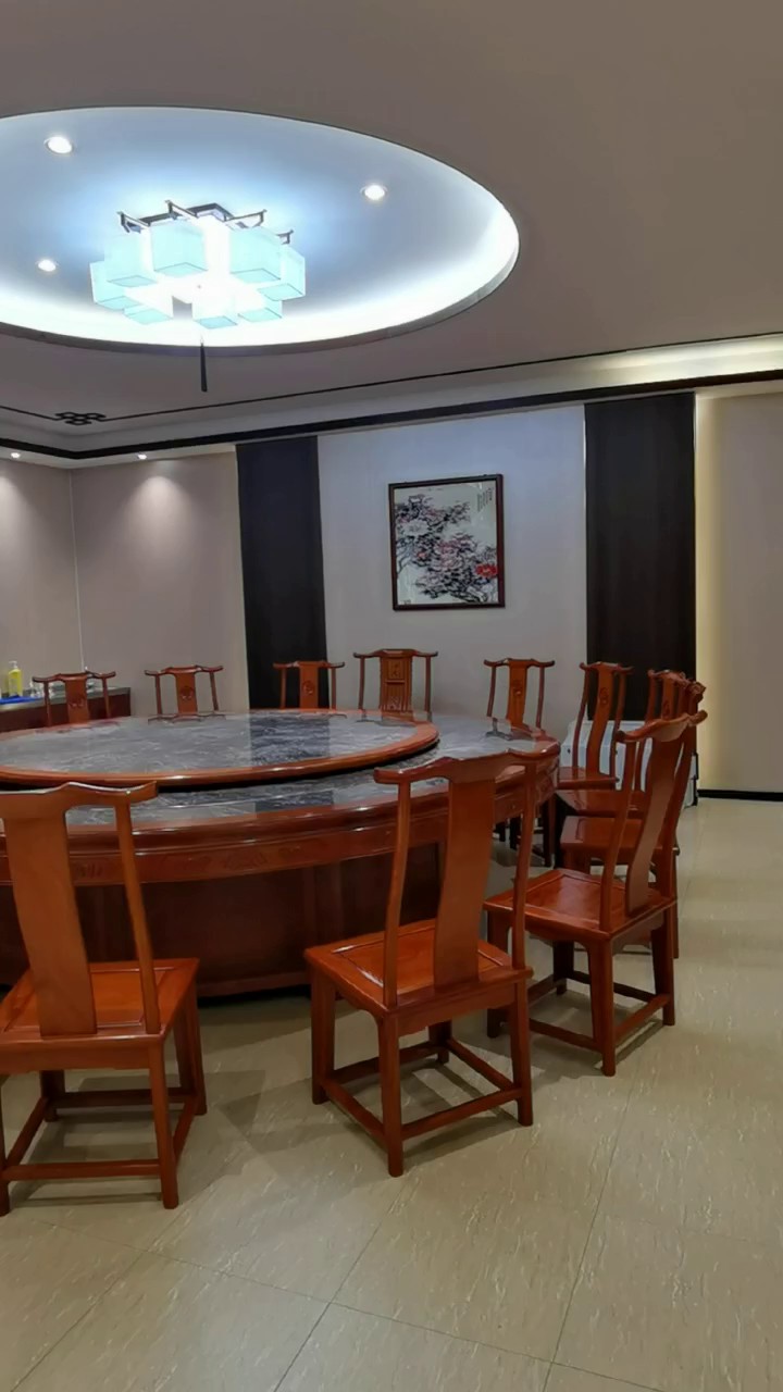 惠州现代红木办公桌定制,红木