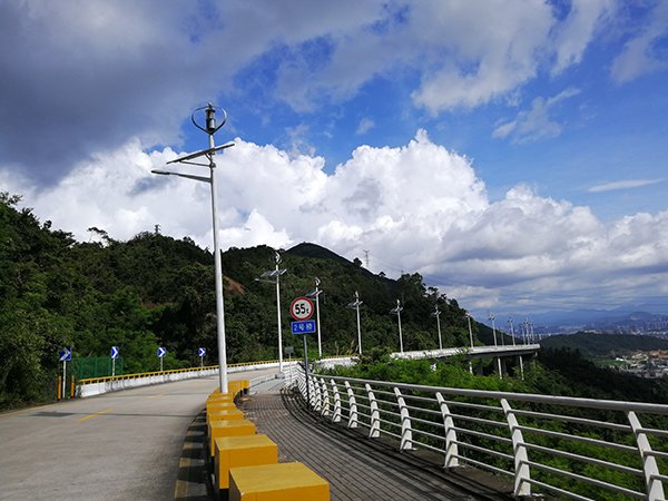 太陽能路燈