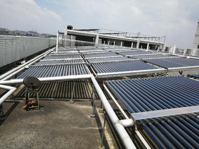 深圳高层的太阳能热水器 广东省东楠阳光智慧能源科技供应
