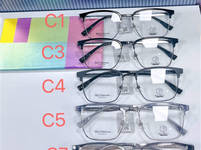 昆明青少年眼镜店加盟费用 广东明珠眼镜连锁股份供应