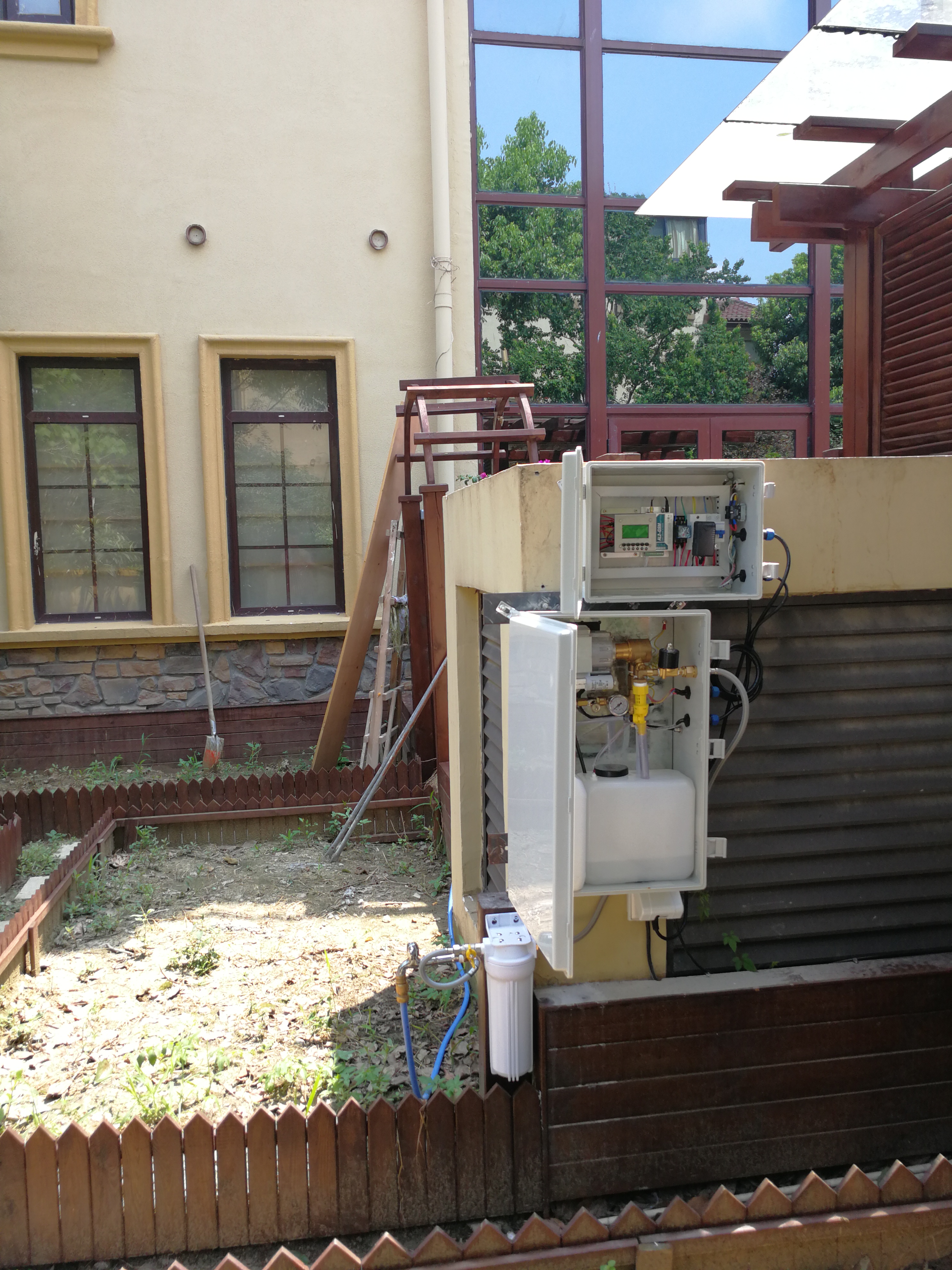 2222.jpg戶外蚊蟲防控系統(tǒng)