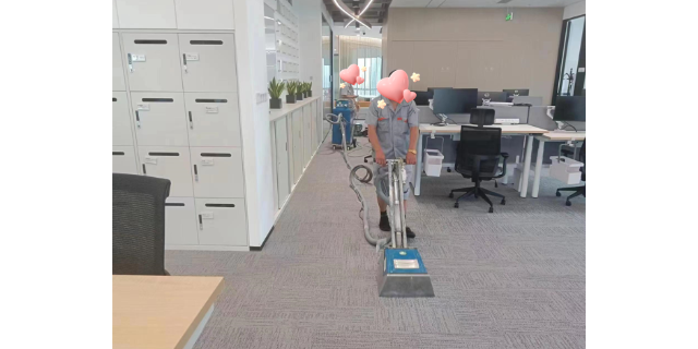 浦東新區(qū)高級地毯清洗多少錢一平方 衡慕環(huán)境科技發(fā)展供應;